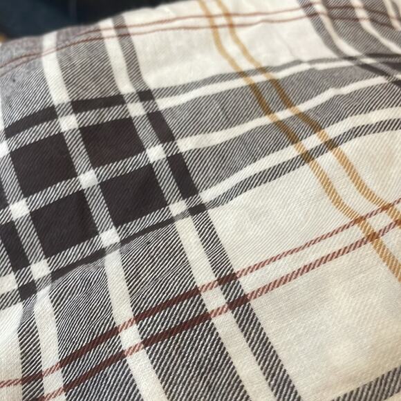 GAP kids light  Flannel ruffle neck button down  Shirt size XL 12 - Picture 7 of 7